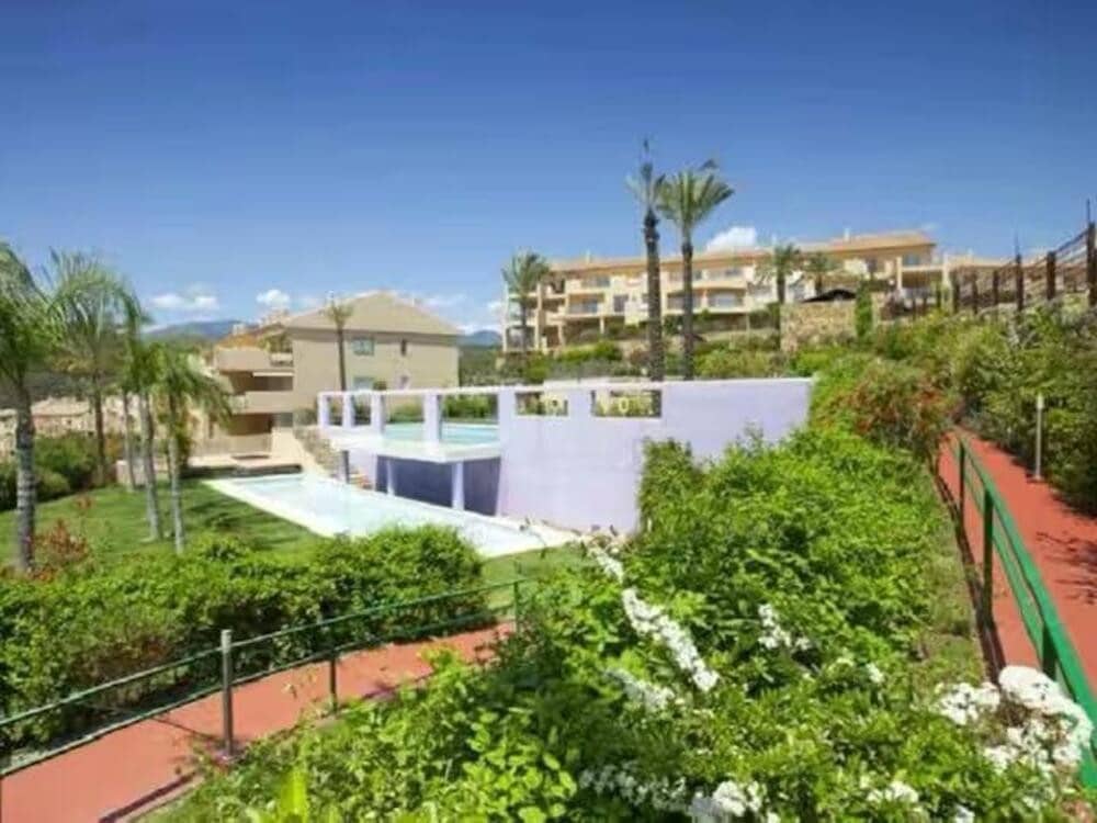 2 bedroom Apartment for rent in New Golden Mile with pool - € 2,100 (Ref: 9058793)