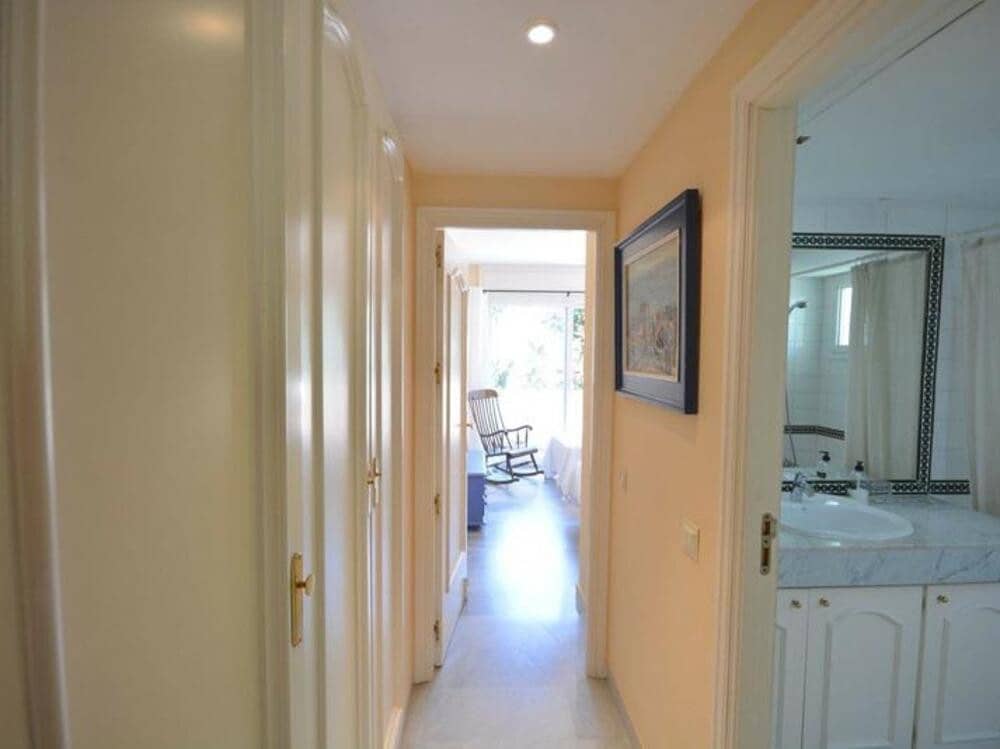 3 Zimmer Apartment zu vermieten in Guadalmina mit Pool - 3.000 € (Ref: 9058794)