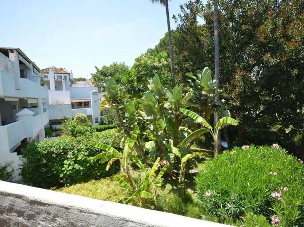 3 Zimmer Apartment zu vermieten in Guadalmina mit Pool - 3.000 € (Ref: 9058794)