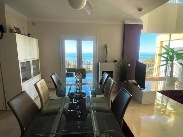 3 soveværelse Byhus til salg i Elviria, Marbella med swimmingpool garage - € 995.000 (Ref: 9062082)