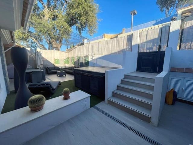 3 soveværelse Byhus til salg i Elviria, Marbella med swimmingpool garage - € 995.000 (Ref: 9062082)