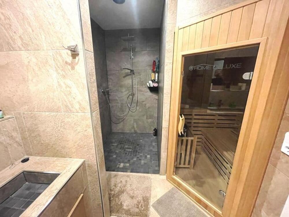 3 soveværelse Byhus til salg i Marbella med swimmingpool garage - € 995.000 (Ref: 9062082)