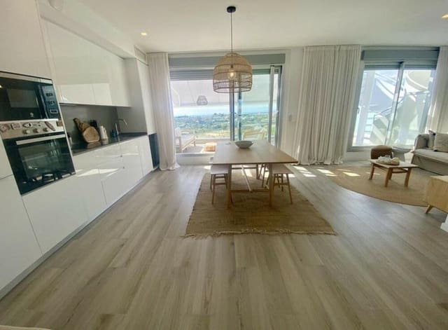 2 chambre Penthouse à vendre à Cancelada, Estepona avec piscine garage - 499 000 € (Ref: 9062083)