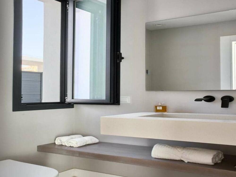 3 slaapkamer Villa te huur in San Pedro de Alcantara met zwembad garage - € 9.000 (Ref: 9064902)