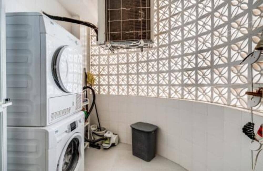 3 soverom Leilighet til salgs i Nueva Andalucia med svømmebasseng garasje - € 475 000 (Ref: 9064904)