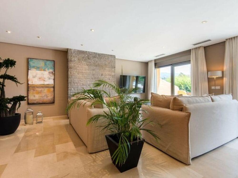 2 quarto Casa em Banda para venda em Marbella com piscina - 890 000 € (Ref: 9068477)