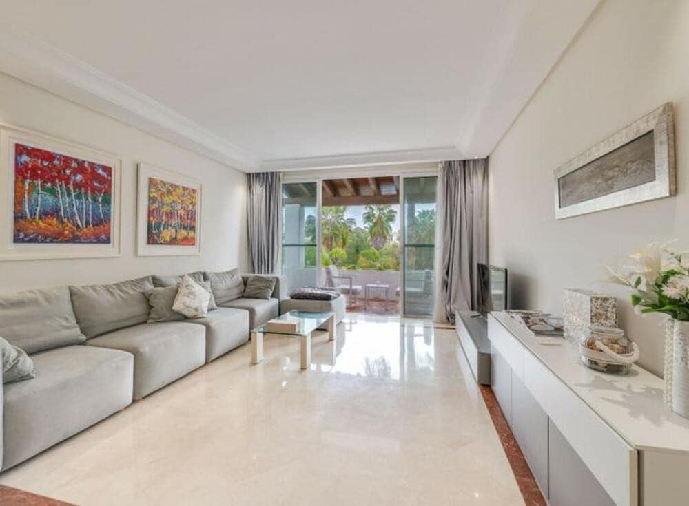 3 camera da letto Attico da affittare in Marbella con piscina garage - 5.500 € (Rif: 9068479)