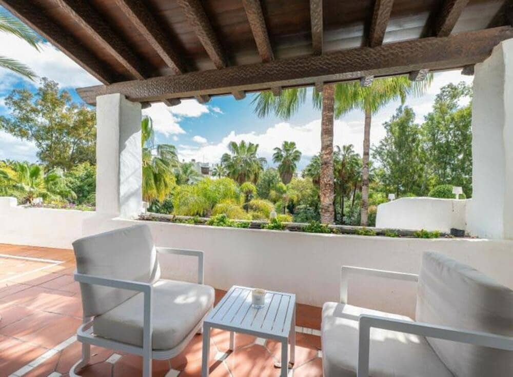 3 camera da letto Attico da affittare in Marbella con piscina garage - 5.500 € (Rif: 9068479)