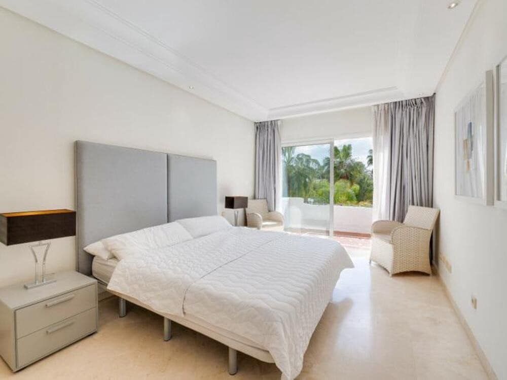 3 camera da letto Attico da affittare in Marbella con piscina garage - 5.500 € (Rif: 9068479)