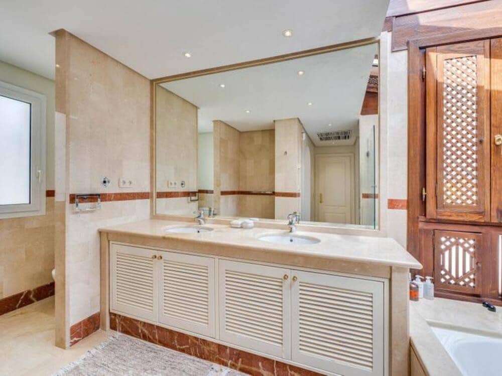 3 camera da letto Attico da affittare in Marbella con piscina garage - 5.500 € (Rif: 9068479)
