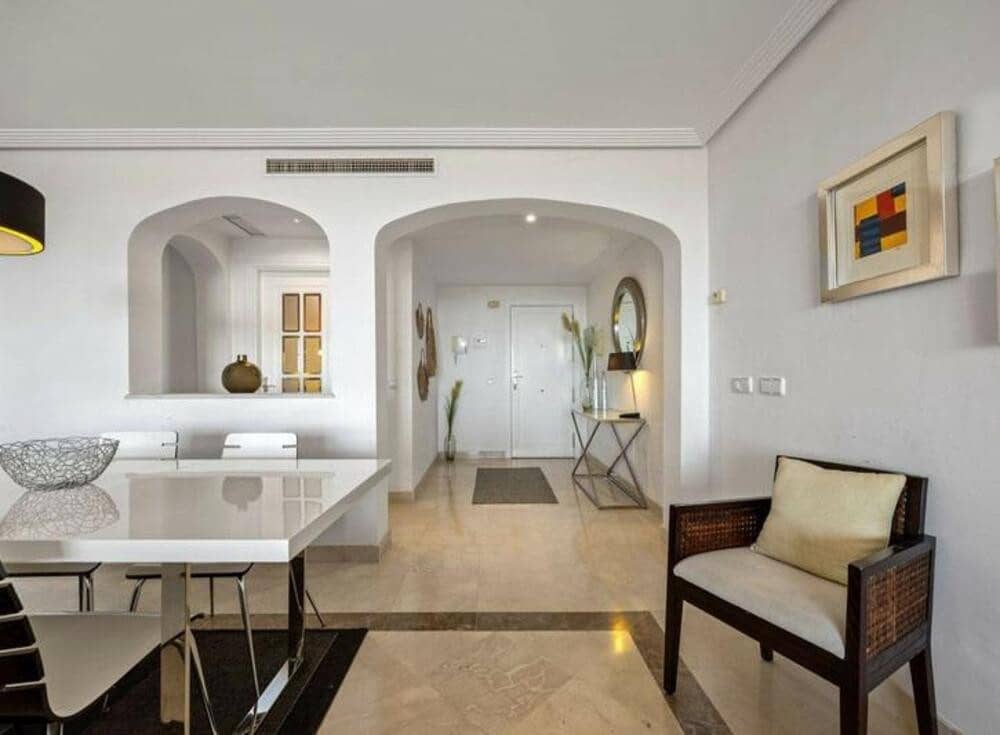 3 quarto Apartamento para venda em Los Arqueros com piscina garagem - 525 000 € (Ref: 9073090)