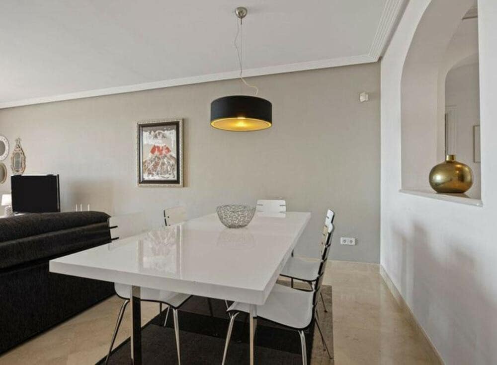 3 quarto Apartamento para venda em Los Arqueros com piscina garagem - 525 000 € (Ref: 9073090)