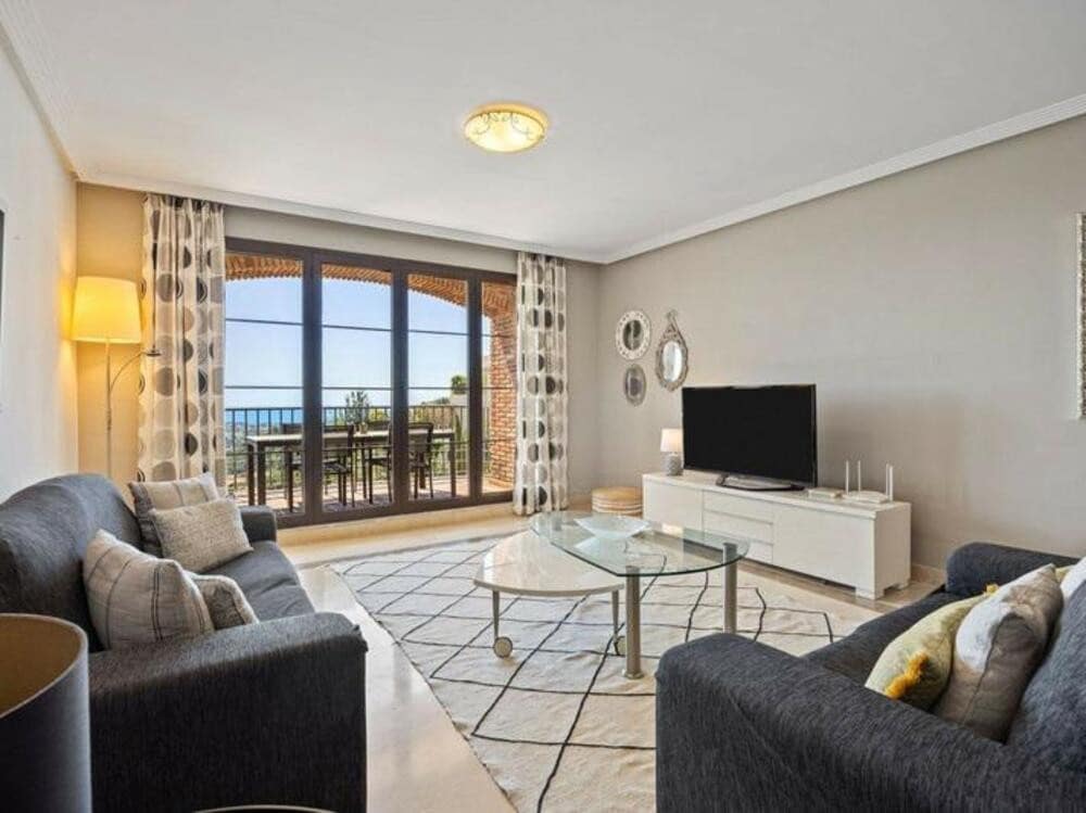 3 quarto Apartamento para venda em Los Arqueros com piscina garagem - 525 000 € (Ref: 9073090)