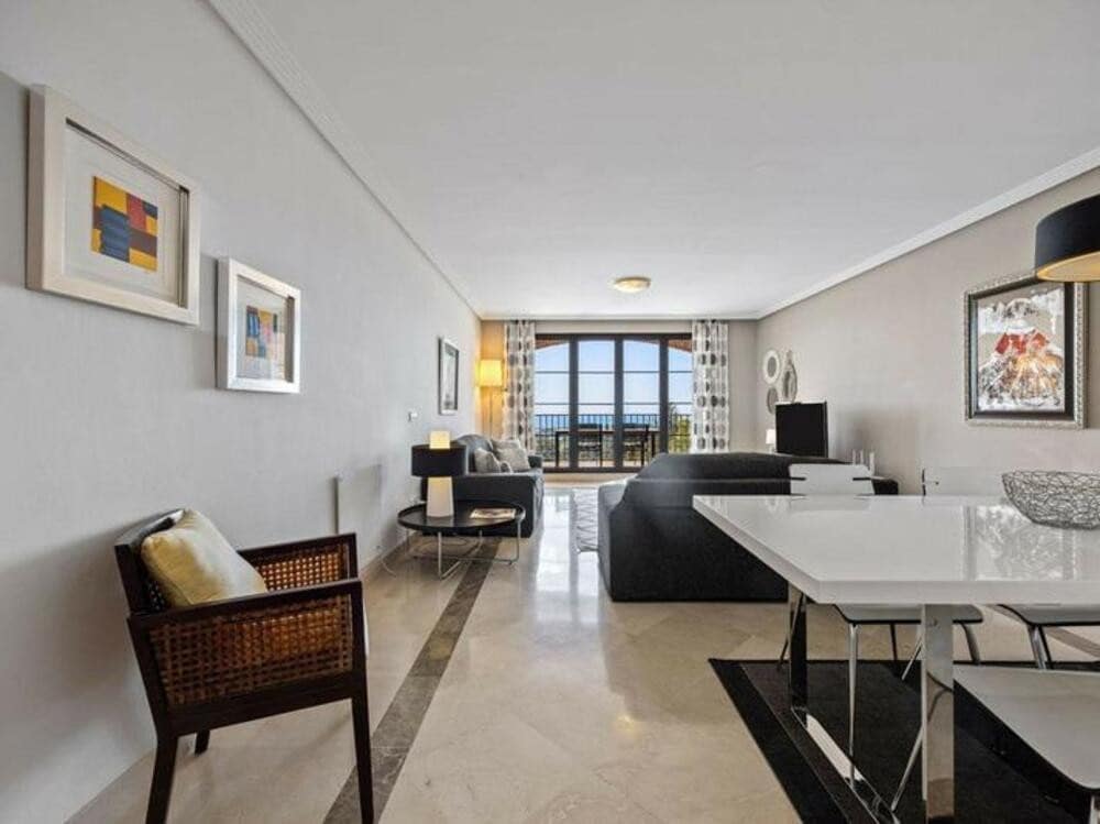 3 quarto Apartamento para venda em Los Arqueros com piscina garagem - 525 000 € (Ref: 9073090)