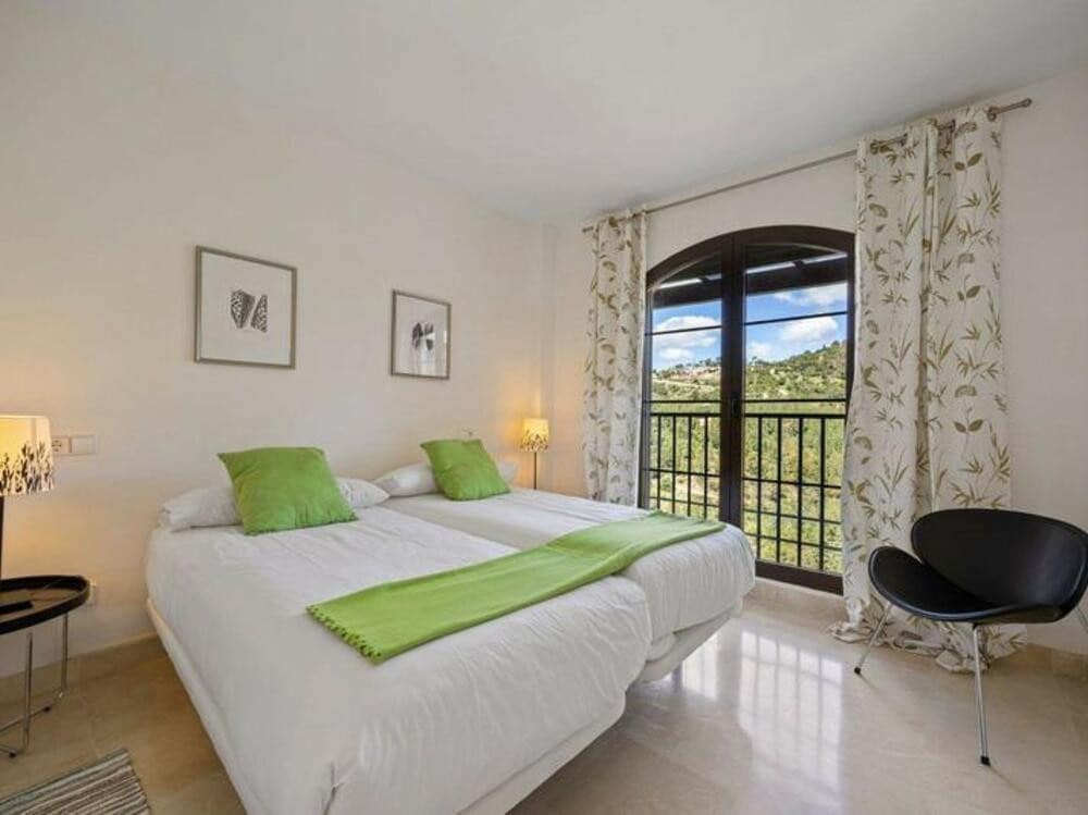 3 quarto Apartamento para venda em Los Arqueros com piscina garagem - 525 000 € (Ref: 9073090)