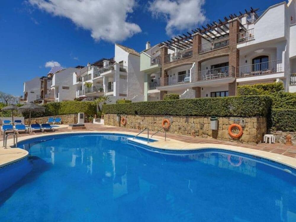 3 quarto Apartamento para venda em Los Arqueros com piscina garagem - 525 000 € (Ref: 9073090)