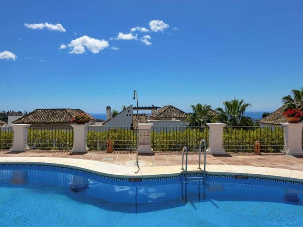 3 quarto Apartamento para venda em Los Arqueros com piscina garagem - 525 000 € (Ref: 9073090)