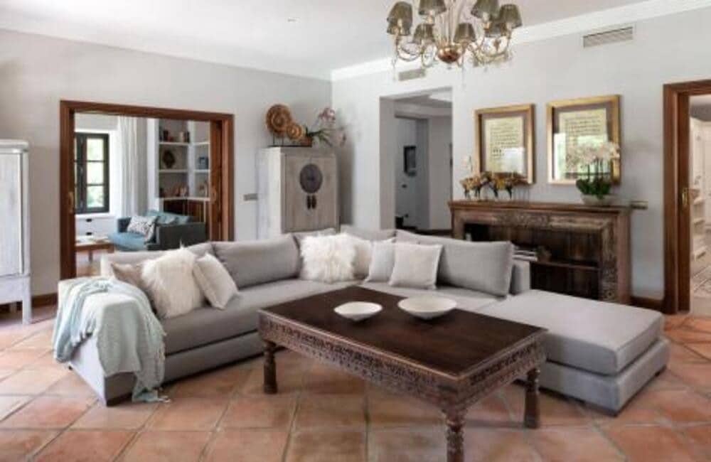 5 sypialnia Willa do wynajęcia w Marbella z basenem garażem - 15 000 € (Ref: 9073093)