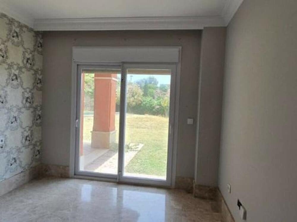 4 Zimmer Villa zu vermieten in Marbella mit Pool Garage - 5.500 € (Ref: 9074828)