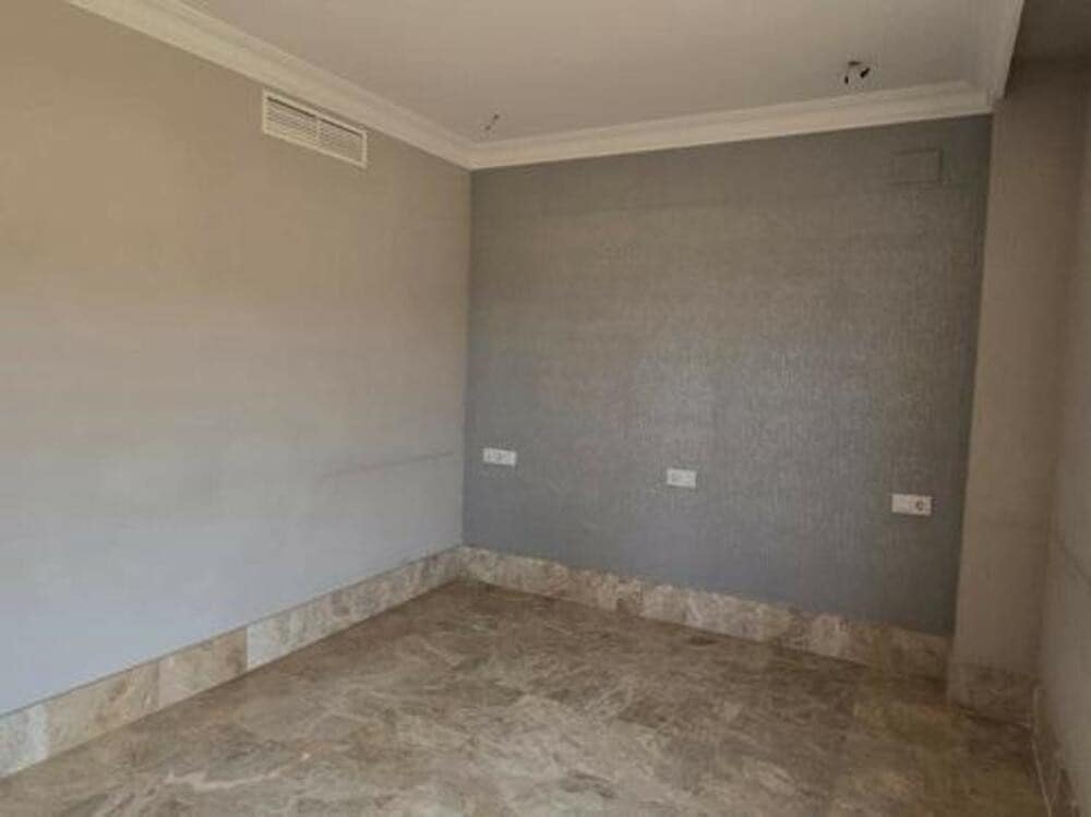 4 Zimmer Villa zu vermieten in Marbella mit Pool Garage - 5.500 € (Ref: 9074828)