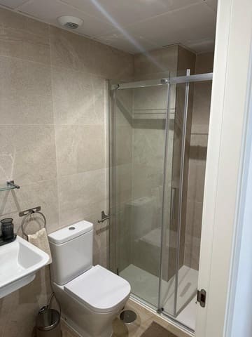 2 makuuhuone Huoneisto vuokrattavana paikassa Marbella mukana uima-altaan 
autotalli - 2 300 € (Ref: 9075704)