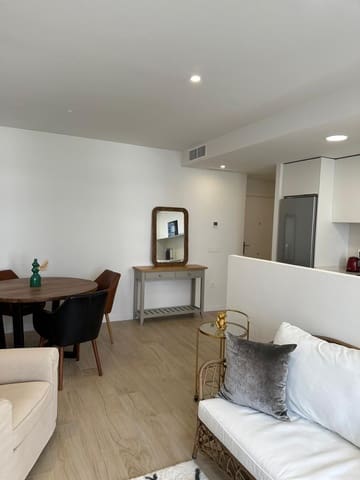2 makuuhuone Huoneisto vuokrattavana paikassa Marbella mukana uima-altaan 
autotalli - 2 300 € (Ref: 9075704)