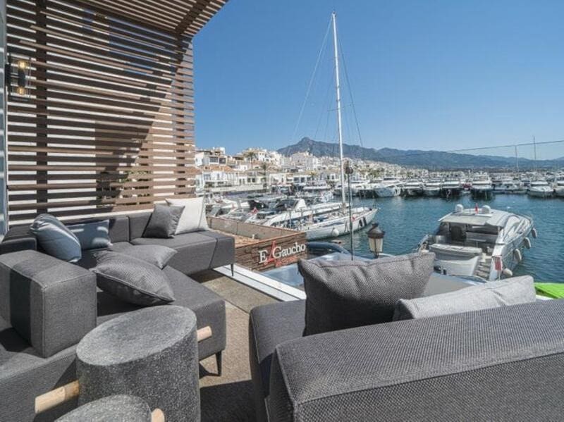 3 sypialnia Apartament do wynajęcia w Puerto Banus z garażem - 12 000 € (Ref: 9077727)