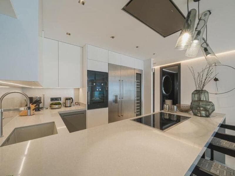 3 sypialnia Apartament do wynajęcia w Puerto Banus z garażem - 12 000 € (Ref: 9077727)