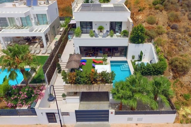 5 chambre Villa/Maison à vendre à La Cala de Mijas, Mijas avec piscine garage - 2 395 000 € (Ref: 9077729)