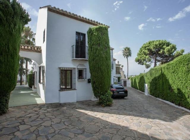 3 sovrum Hus att hyra i Nagüeles Alto, Marbella med pool garage - 3 300 € (Ref: 9081266)