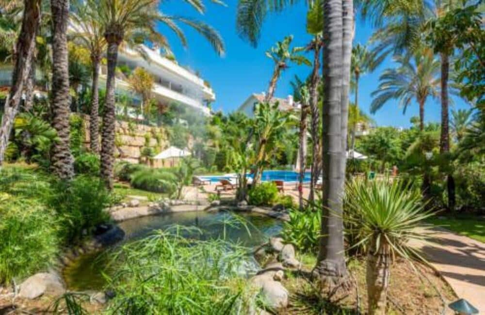 3 sypialnia Apartament na kwatery wakacyjne w Marbella z basenem garażem - 6 350 € (Ref: 9081267)