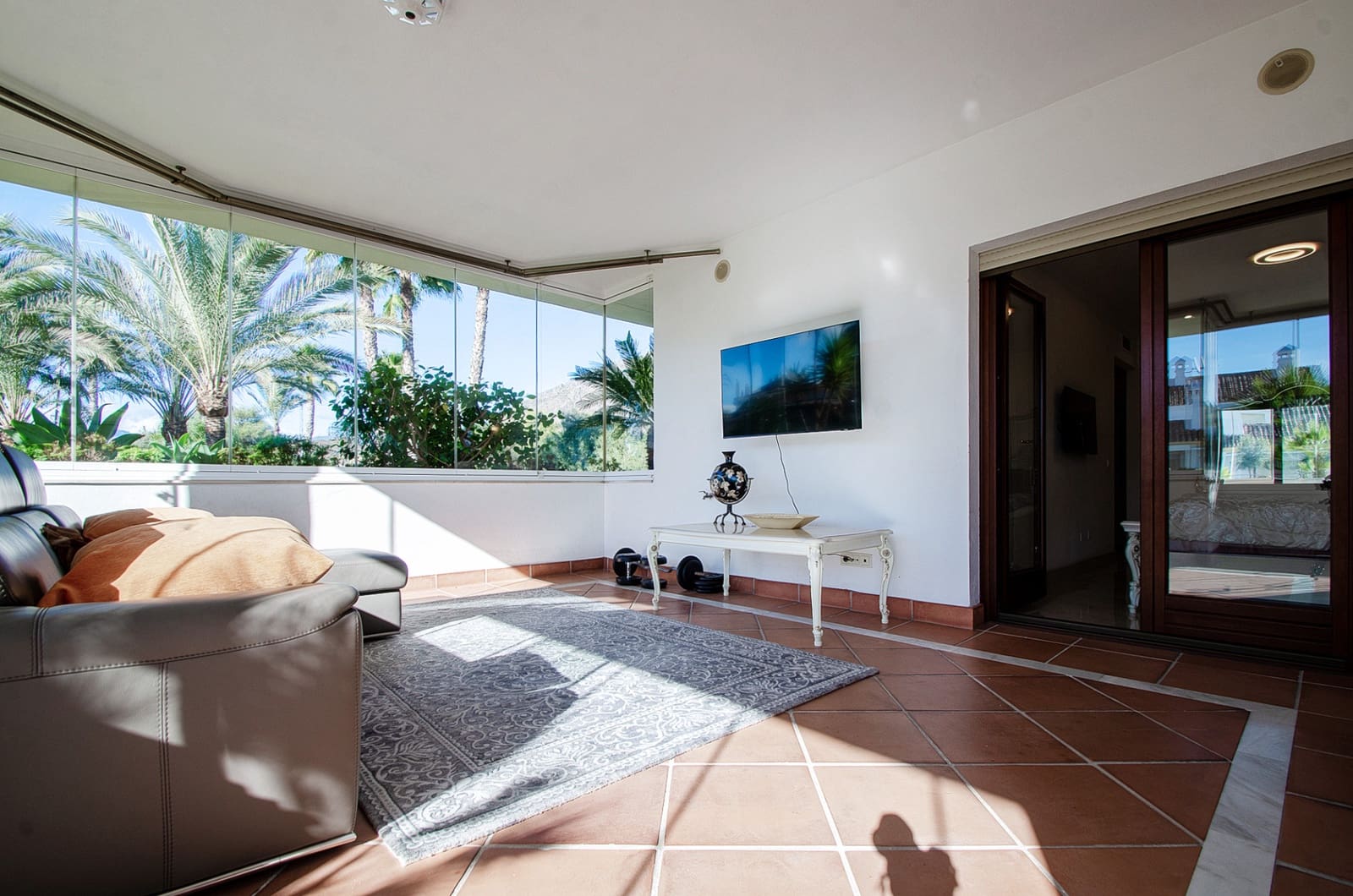 3 sypialnia Apartament na kwatery wakacyjne w Marbella z basenem garażem - 6 350 € (Ref: 9081267)