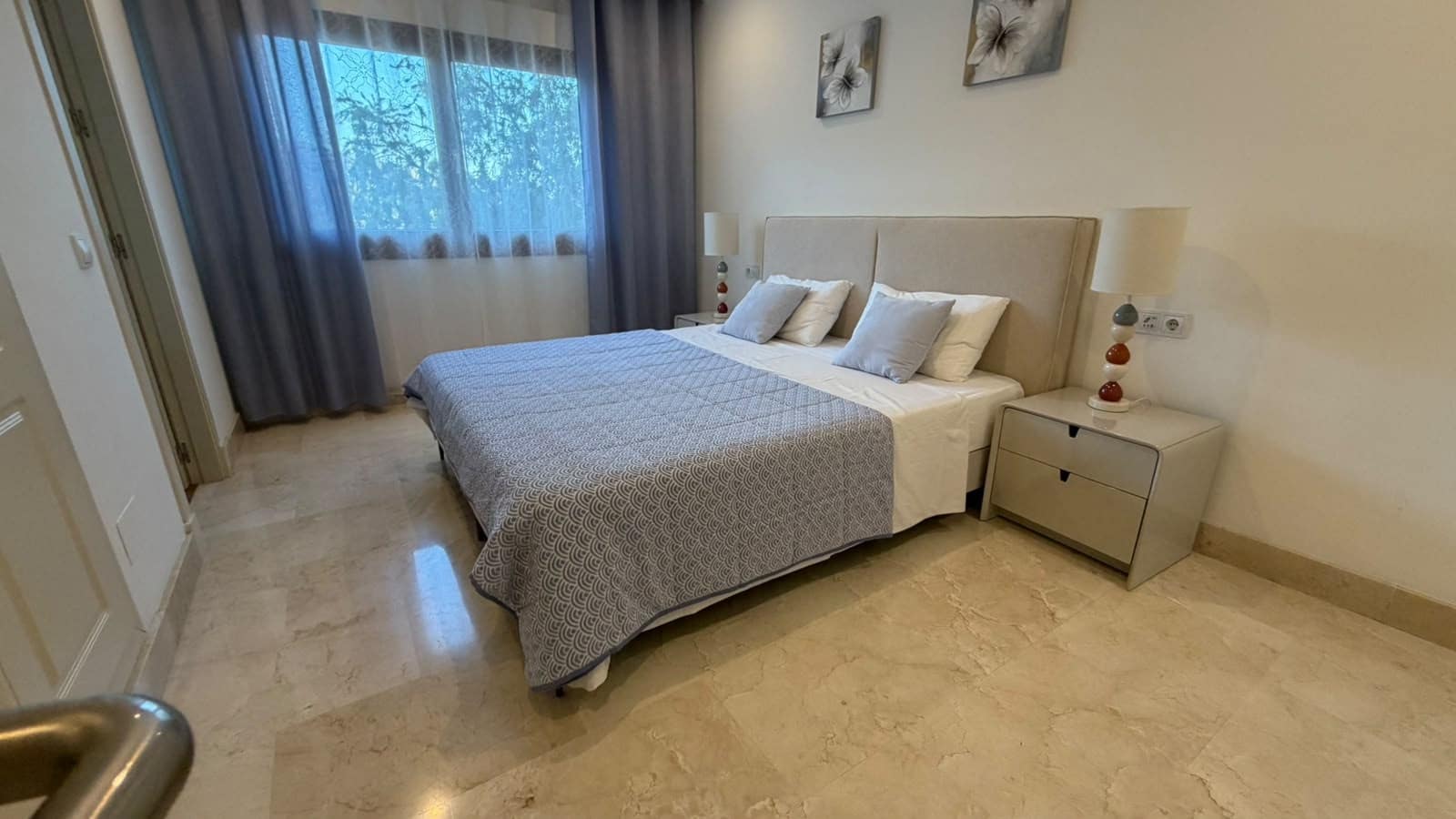 3 sypialnia Apartament na kwatery wakacyjne w Marbella z basenem garażem - 6 350 € (Ref: 9081267)