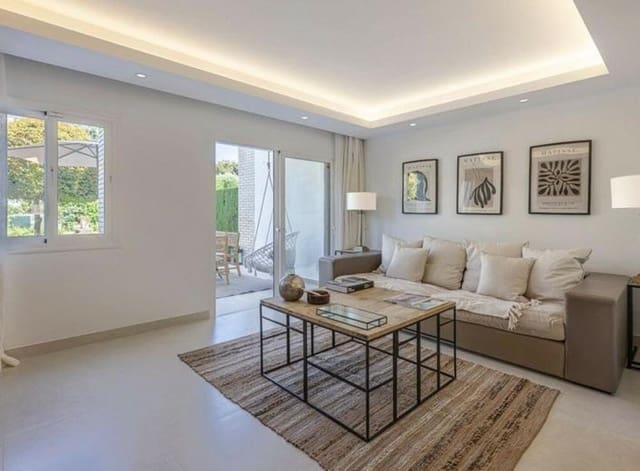 3 makuuhuone Omakotitalo vuokrattavana paikassa Nueva Andalucía Centro, Marbella mukana uima-altaan 
autotalli - 3 500 € (Ref: 9081268)