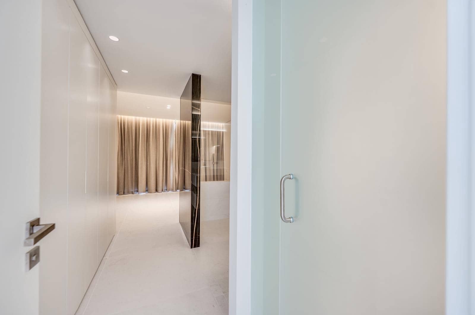 3 soveværelse Lejlighed til leje i Ojen med swimmingpool garage - € 5.000 (Ref: 9081270)