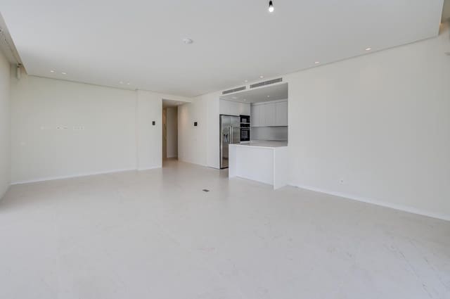 3 bedroom Apartment for rent in Ojen with pool garage - € 5,000 (Ref: 9081270)