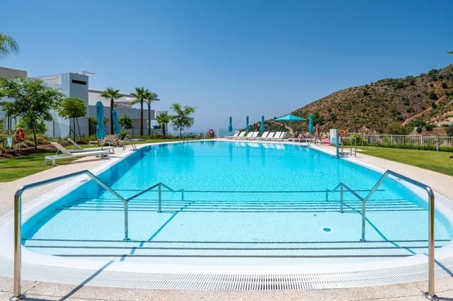 3 bedroom Apartment for rent in Ojen with pool garage - € 5,000 (Ref: 9081270)