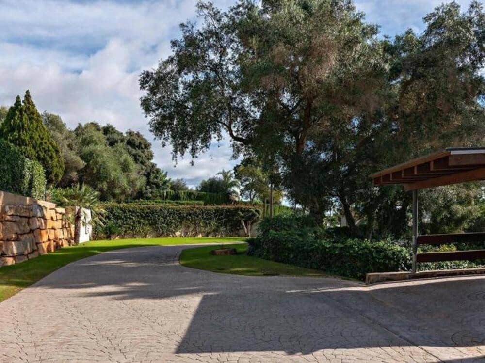 6 sypialnia Willa na sprzedaż w Sotogrande z basenem garażem - 1 850 000 € (Ref: 9081271)