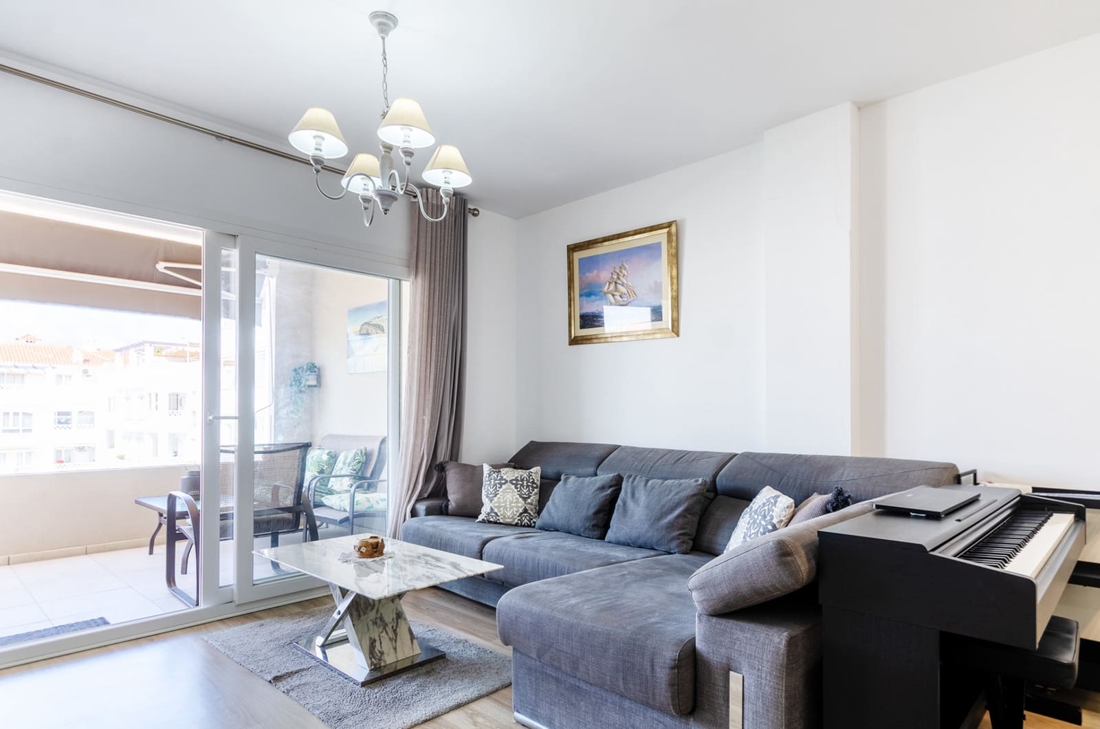 3 soverom Leilighet til salgs i Marbella med svømmebasseng garasje - € 430 000 (Ref: 9084878)