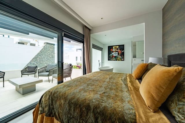 5 bedroom Villa for rent in Nueva Alcántara, Marbella with pool garage - € 14,000 (Ref: 9084881)