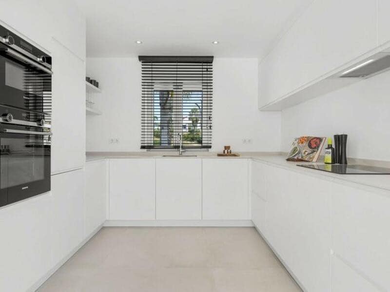 4 chambre Villa/Maison à vendre à Casares avec piscine garage - 1 750 000 € (Ref: 9088363)