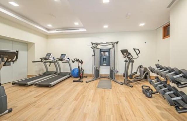 4 slaapkamer Halfvrijstaande villa te huur in Lomas De Marbella, Marbella met zwembad garage - € 10.000 (Ref: 9095017)