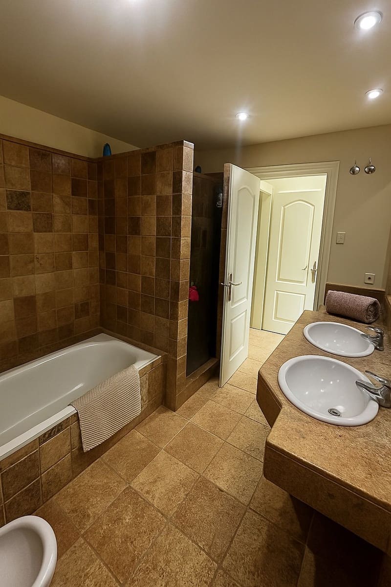 3 quarto Penthouse para arrendar em Estepona com piscina garagem - 4 200 € (Ref: 9097833)