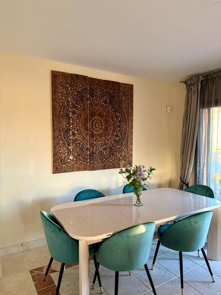 3 quarto Penthouse para arrendar em Estepona com piscina garagem - 4 200 € (Ref: 9097833)