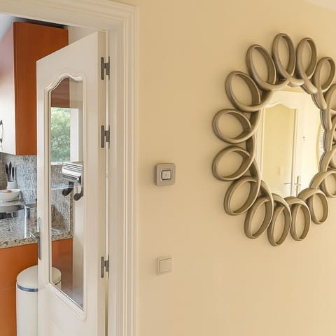 3 soverom Penthouse til leie i La Alquería, Estepona med svømmebasseng garasje - € 4 200 (Ref: 9097833)