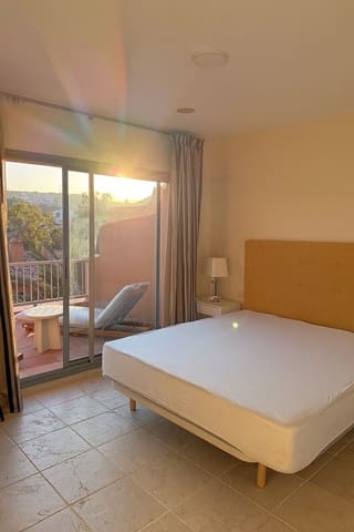 3 soverom Penthouse til leie i La Alquería, Estepona med svømmebasseng garasje - € 4 200 (Ref: 9097833)