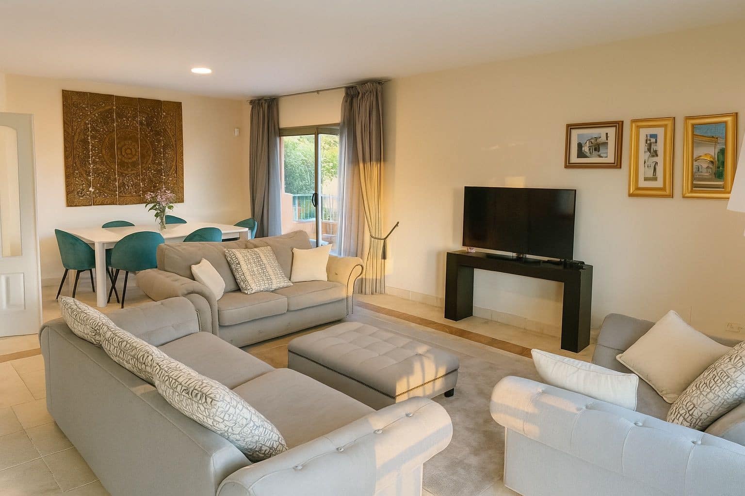 3 bedroom Penthouse for rent in Estepona with pool garage - € 4,200 (Ref: 9097833)