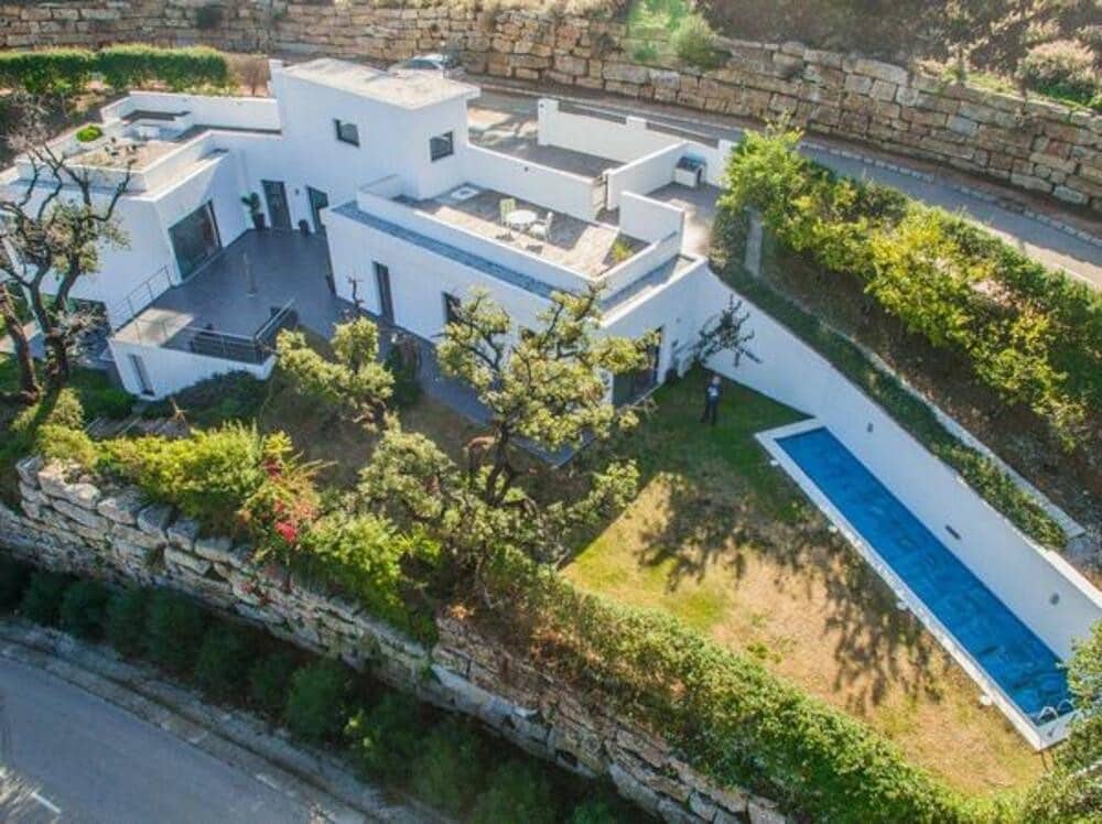 4 soveværelse Villa til leje i Marbella med swimmingpool garage - € 5.800 (Ref: 9102661)