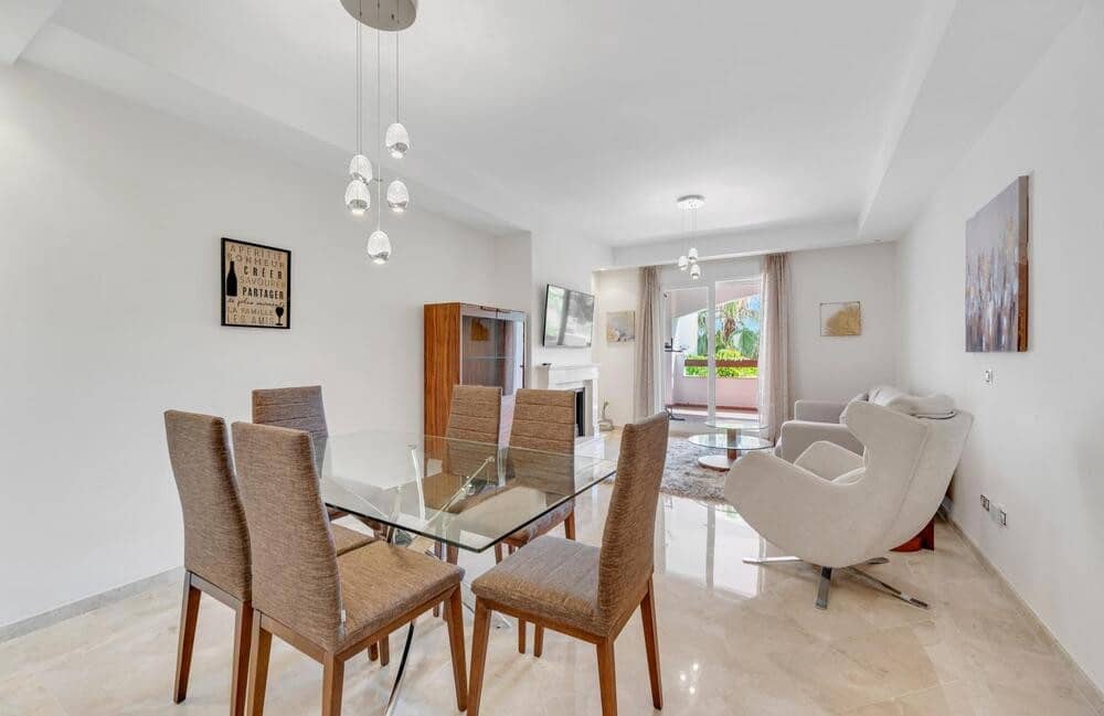 2 quarto Apartamento para arrendar em Marbella com piscina garagem - 2 100 € (Ref: 9104246)