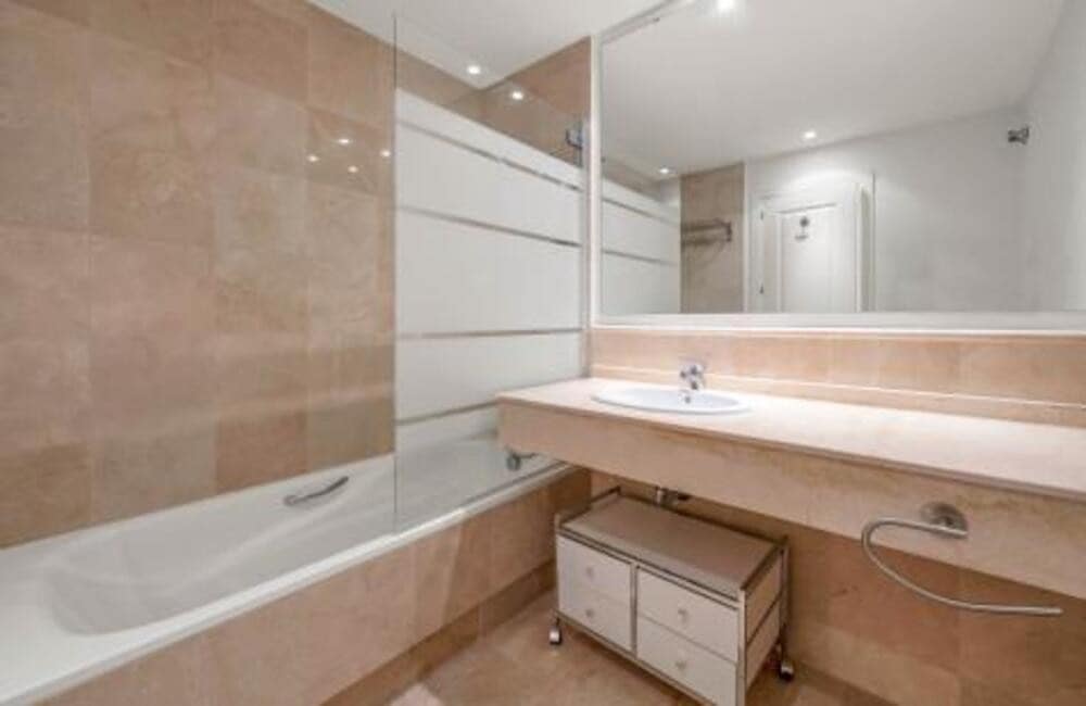 2 camera da letto Appartamento da affittare in Marbella con piscina garage - 2.100 € (Rif: 9104246)